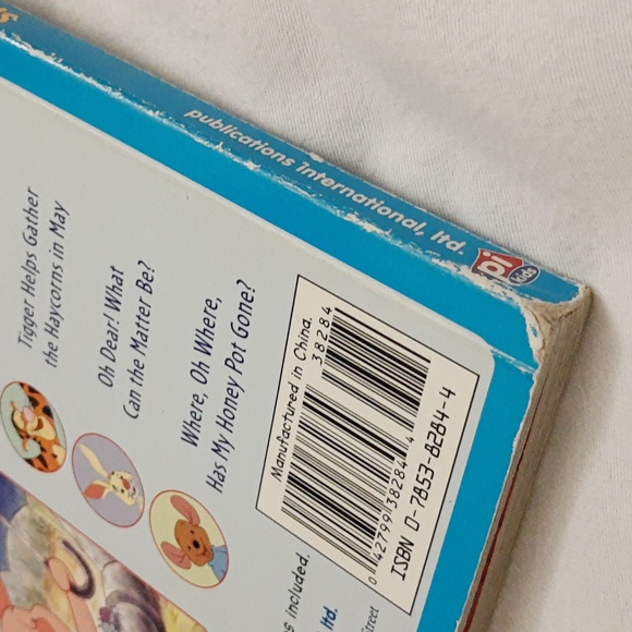 Disney Winnie The Pooh and Friends Bundle Book Toy Activity Collectibles - Picture 17 of 17